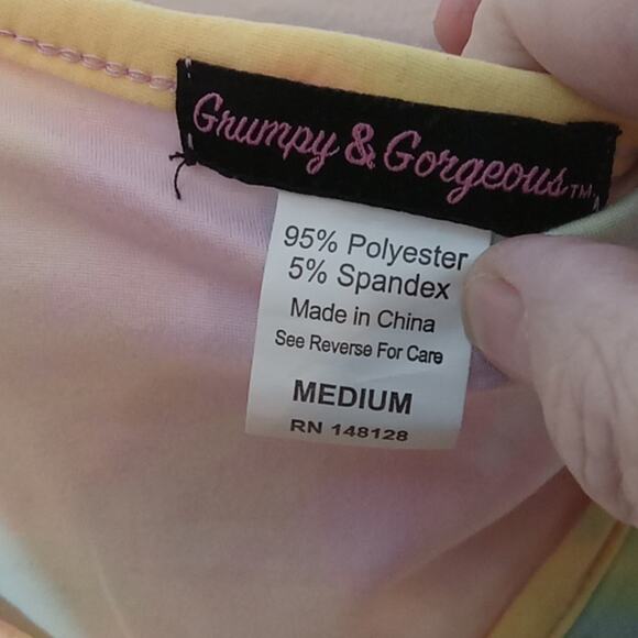 Grumpy and Gorgeous  Yikes tie dye v-neck tie bottom t-shirt. Medium - Picture 2 of 7